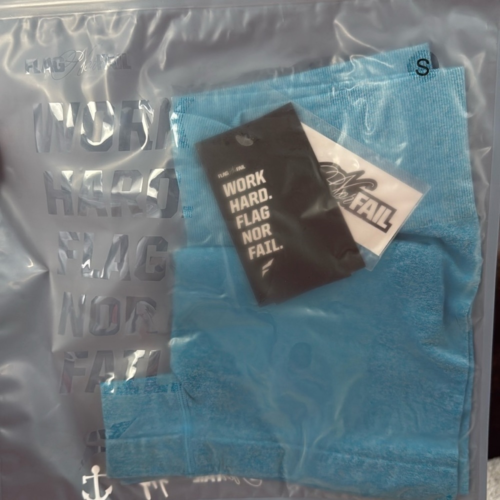 [Flag Nor Fail] NWT SEAMLESS COMPRESSION SHORTS - BLUE - Picture 5 of 6